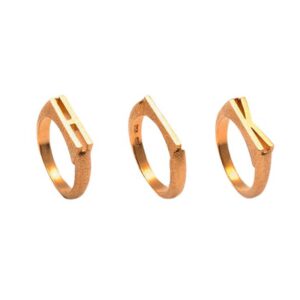 Initials Ring i forgyldt sølv med bogstaver**