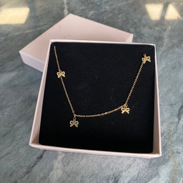 ANNEBRAUNER Bow Halskæde 18K Guldbelagt